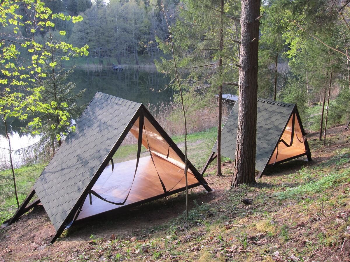 Кемпинги A-frames at lake Virėkšta Senasis Daugėliškis